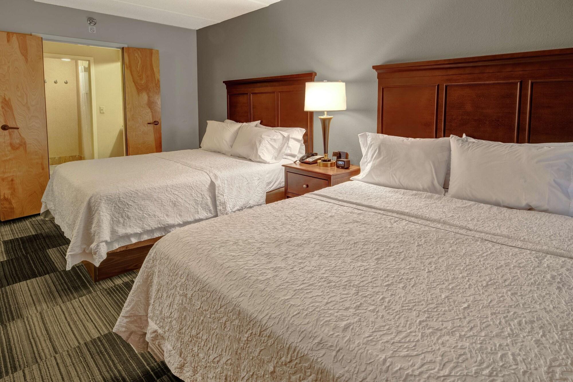 Hampton Inn & Suites Pigeon Forge On The Parkway Bagian luar foto