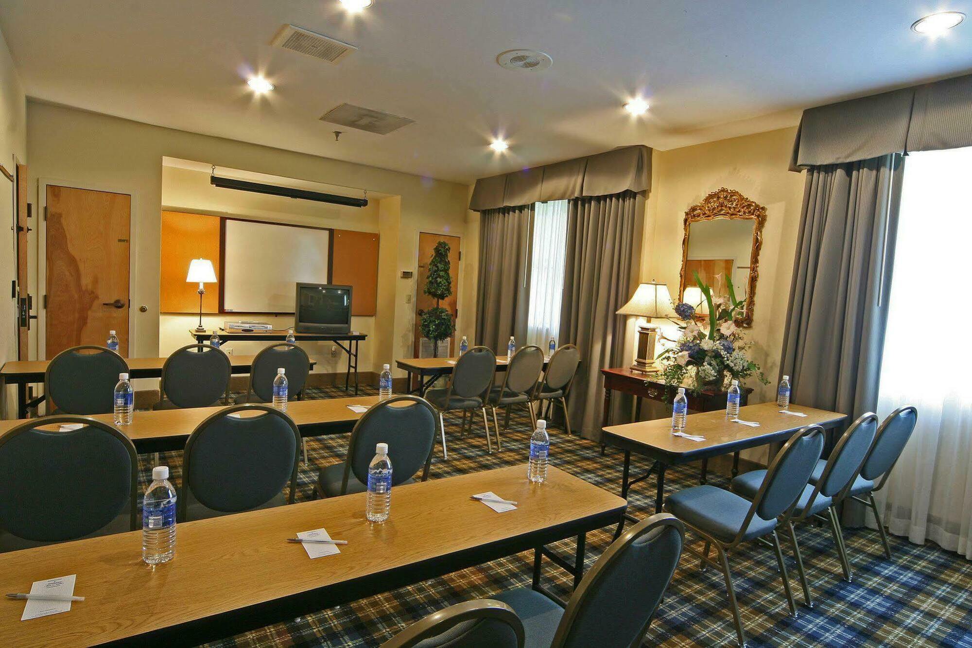 Hampton Inn & Suites Pigeon Forge On The Parkway Bagian luar foto